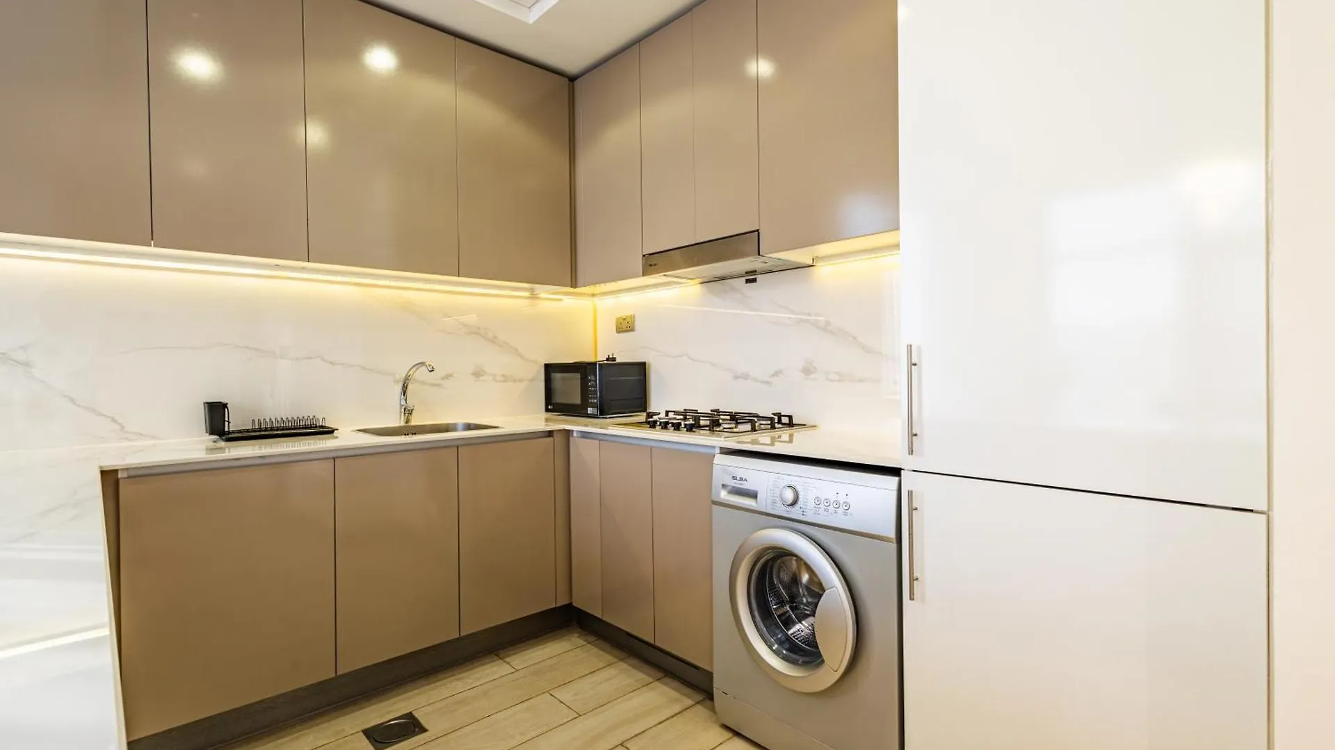 Azizi Riviera 6 Luxe Retreat Dubai Apartment