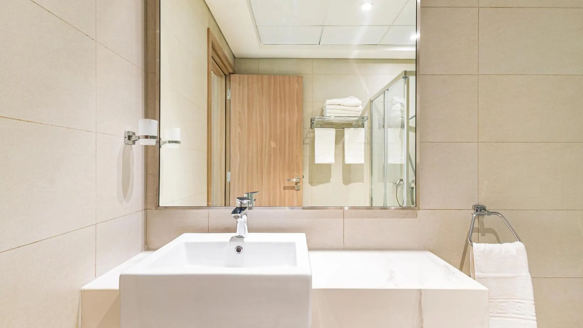 Azizi Riviera 6 Luxe Retreat Dubai Apartment